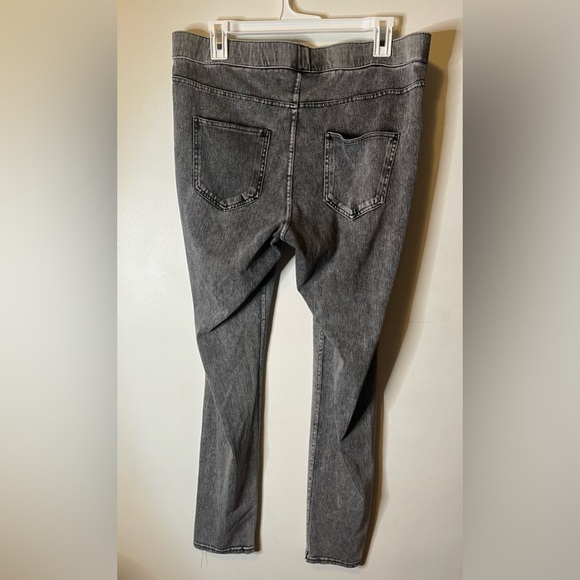 Dark grey - size Large
Ladies H&M Jersey leggings - - Picture 3 of 3